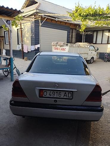 matiz 2007: Mercedes-Benz C-Class: 1995 г., 1.8 л, Ручные, Газ, Седан — 7