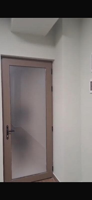 Айыл чарба ишканаларын сатуу: Кеңселерди сатуу 35 м², Ремонту бар, Эмерексиз, Бизнес борбор, 3 кабат — 5