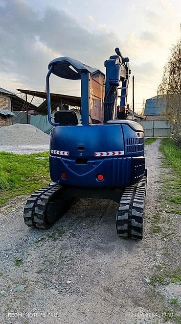 Экскаватор, Komatsu, 2004 г., Гусеничный