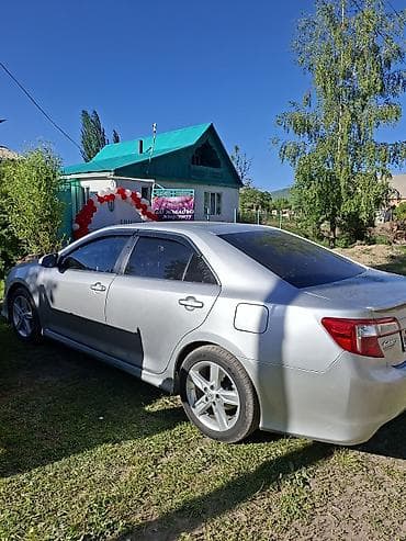 crown 2018: Toyota Camry: 2014 г., 2.5 л, Автомат, Бензин, Седан — 2