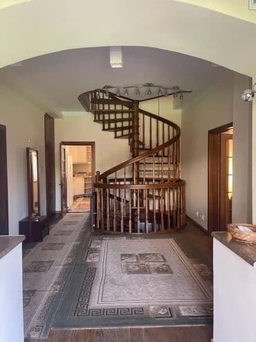 дом с бассейном: 350 м², 8 комнат, Утепленный, Теплый пол, Бронированные двери — 3