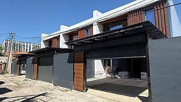церковь: 🏡 Продается современный таунхаус в топовой локации города! Жить в — 9