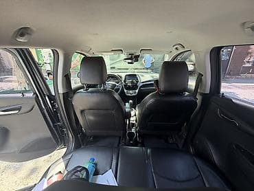 шевролет коптива: Chevrolet Spark: 2017 г., 1 л, Автомат, Бензин, Хэтчбэк — 7