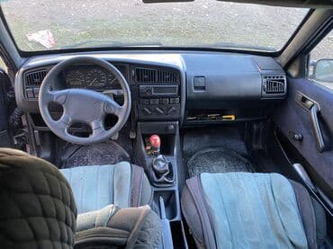 lx 5 7: Volkswagen Passat: 1991 г., 1.8 л, Механика, Бензин — 5