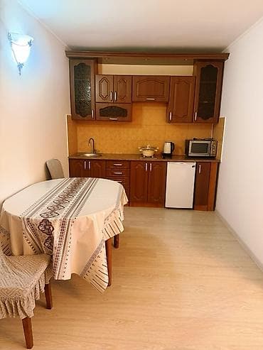 дома на обмен: 🏡 Сдается уютный двухэтажный коттедж на Иссык-Куле. 📍 Пансионат — 2