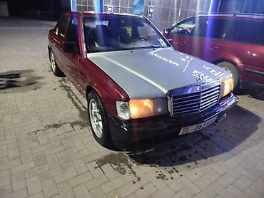 Транспорт: Mercedes-Benz 190: 1991 г., 2.6 л, Механика, Бензин, Седан — 4