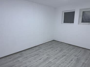 дом уй: Сдается полуподвальное помещение под офис,можно под бизнес. Район — 3