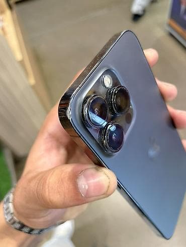 a 13: IPhone 14 Pro, Space Gray — 2