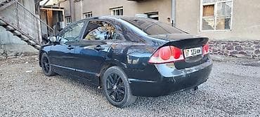 mitsubishi evolution: Honda Civic: 2007 г., 1.8 л, Автомат, Бензин, Седан — 6