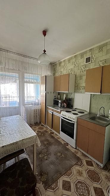 2 bedroom: 3 комнаты, 60 м², 105 серия, 2 этаж, Косметический ремонт — 1