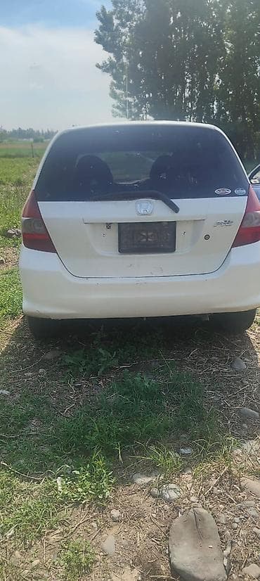 handa jazz: Honda Fit: 2002 г., 1.3 л, Вариатор, Бензин, Хэтчбэк — 1