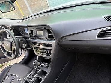 Hyundai Sonata: 2019 г., 0.2 л, Автомат, Бензин, Седан — 10