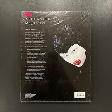third edition solutions: Книга-альбом “Alexander McQueen” (V&A Publishing) - Большой — 3
