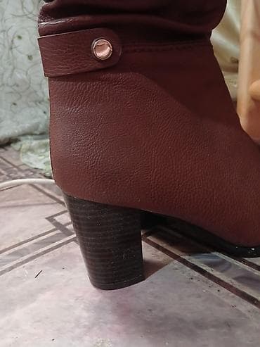 Босоножки, сандалии, шлепанцы: Сапоги — 3