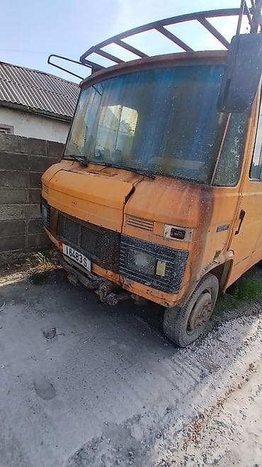 ом 605: Mercedes-Benz : 1982 г., 2.3 л, Механика — 4