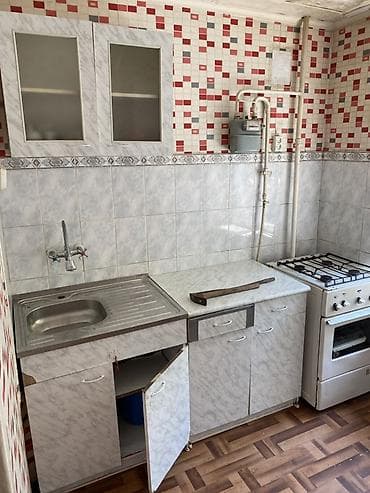 калыс ордо 1: 1 бөлмө, 42 м², Хрущевка, 2 кабат, Косметикалык оңдоо — 1