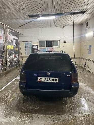 small car: Volkswagen Passat Variant: 2004 г., 1.9 л, Автомат, Дизель, Универсал — 3
