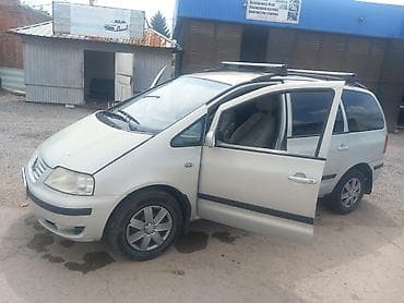 Унаа: Volkswagen Sharan: 2000 г., 2 л, Кол менен иштөөчү, Бензин, Вэн/Минивэн — 2