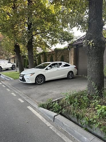 avalon 2017: Toyota Camry: 2015 г., 2.5 л, Автомат, Гибрид, Седан — 4