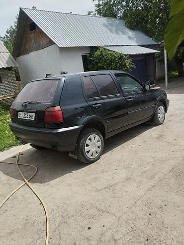 сктер: Volkswagen Golf: 1995 г., Хетчбек — 6
