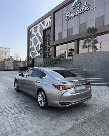 lexus 350 es 2021: Lexus ES: 2023 г., 2.5 л, Вариатор, Гибрид, Седан — 7