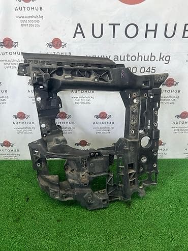 sc project: Крепление фары переднее правое для грузовика Renault T-Series, тягач — 1