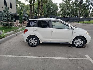 Продажа авто: Toyota Ist: 2003 г., 1.3 л, Автомат, Бензин, Хэтчбэк — 5