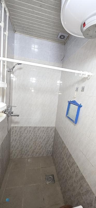 Комнаты: 36 м², Без мебели — 4