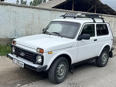 вас лада: ВАЗ (ЛАДА) 2121 (4x4): 2008 г., 1.7 л, Механика, Бензин, Внедорожник — 4