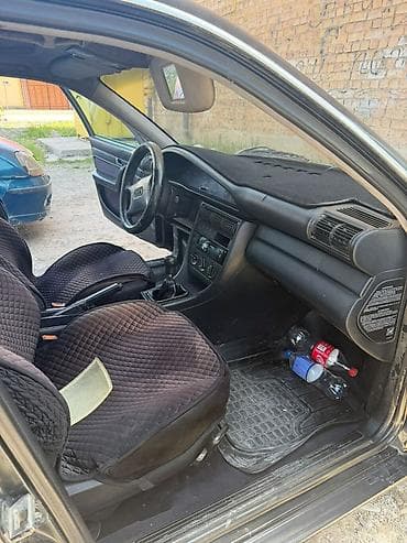a6 c4: Audi A6: 1994 г., 2.6 л, Механика, Бензин, Седан — 8