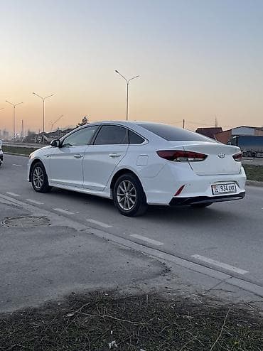 mazda mx: Hyundai Sonata: 2019 г., Газ — 4