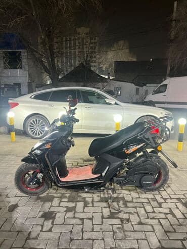 держатель для телефона на скутер: Скутер 150 куб. см, бензиновый - Агрессивный дизайн с высоким — 7