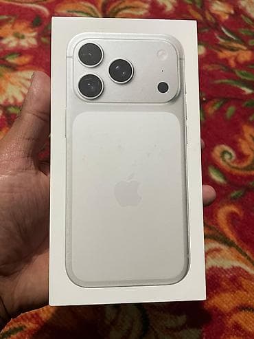 iphone mini 13: IPhone 17 Pro, Новый, 256 ГБ, Белый, Коробка, 100 % — 2