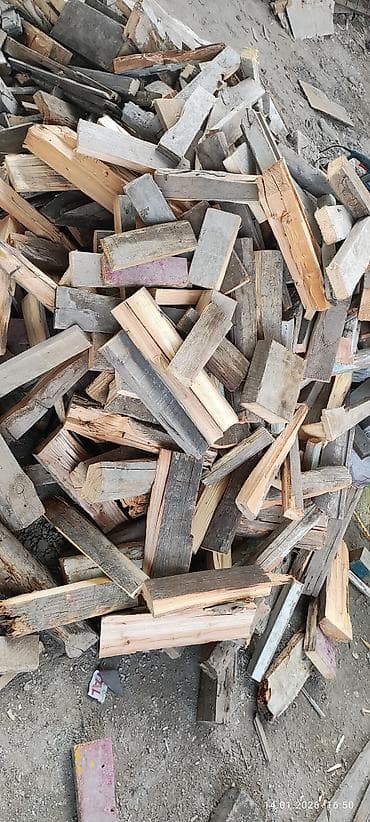 Удобства для дома и сада: Дрова — 3