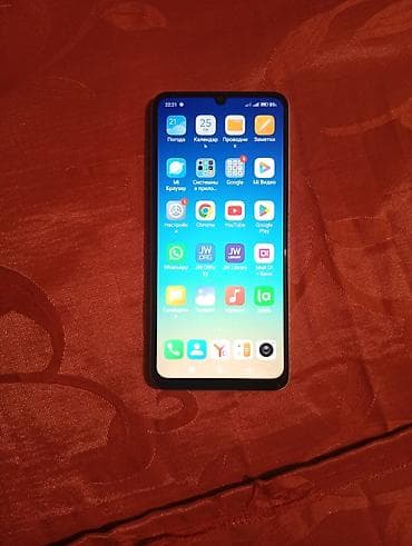 oled tv: Redmi, Redmi 13C, Б/у, 256 ГБ, цвет - Голубой, 1 SIM, 2 SIM — 3