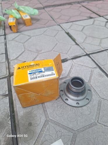 купить минитрактор бу из японии: Продаю запчасти на Экскаватор 140 ХУНДАЙ Корея Вал гидроматор поворота — 11