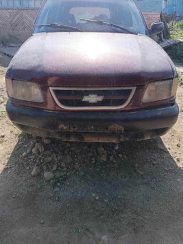 Транспорт: Chevrolet Blazer: 1997 г., 2.2 л, Механика, Бензин, Внедорожник — 6