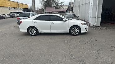 prius v: Toyota Camry: 2012 г., 2.5 л, Автомат, Бензин, Седан — 2
