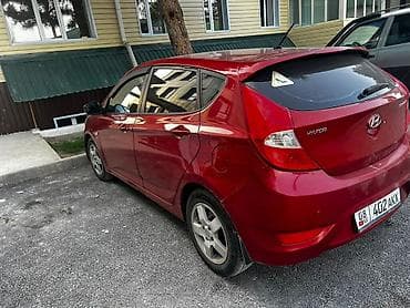 nisan march: Hyundai Solaris: 2011 г., 1.6 л, Автомат, Хэтчбэк — 6