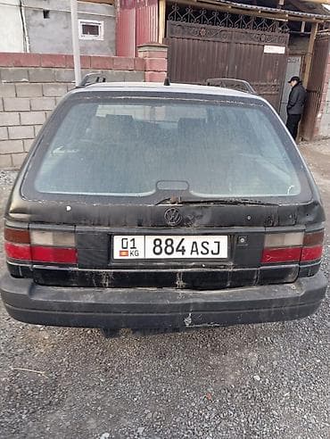 Volkswagen: Volkswagen Passat: 1991 г., 2 л, Механика, Бензин, Универсал — 3