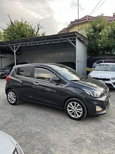 Продажа авто: Chevrolet Spark: 2019 г., 1 л, Вариатор, Бензин, Фастбек — 3