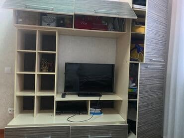 Шкафы: Продаю шкаф и односпальную кровать. В хорошем состоянии. В г. Кара- — 3