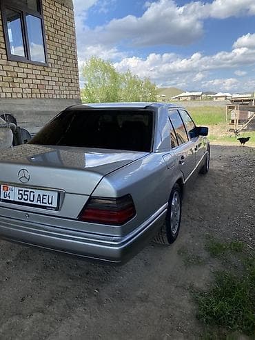 кватро бишкек: Mercedes-Benz W124: 1995 г., 2.2 л, Автомат, Газ, Седан — 5