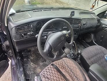 Volkswagen: Volkswagen Golf: 1993 г. — 3