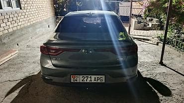 Продажа авто: Renault SM6: 2018 г., 2 л, Вариатор, Газ, Седан — 3