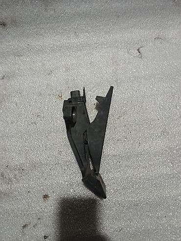 потенциометр: Педаль газа (электронная, «drive-by-wire») в сборе. Особенности: - — 3