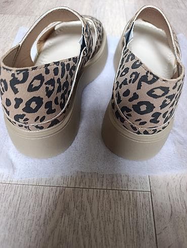 osiris d3: Новые женские сандалии на платформе с леопардовым принтом 35р, высота — 5