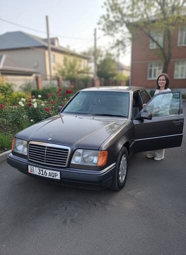 Mercedes-Benz E-Class: 1994 г., 2.2 л, Автомат, Бензин, Универсал