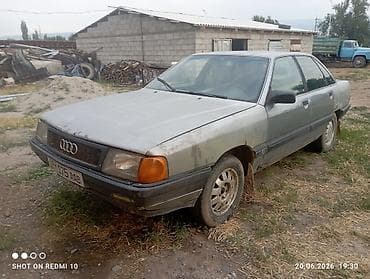 Audi 100: 1987 г., 1.8 л, Механика, Бензин, Седан — 1