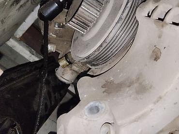 мотор фольцваген: Бөлүштүргүч вал Volkswagen 2003 г., Колдонулган, Оригинал, Корея — 1